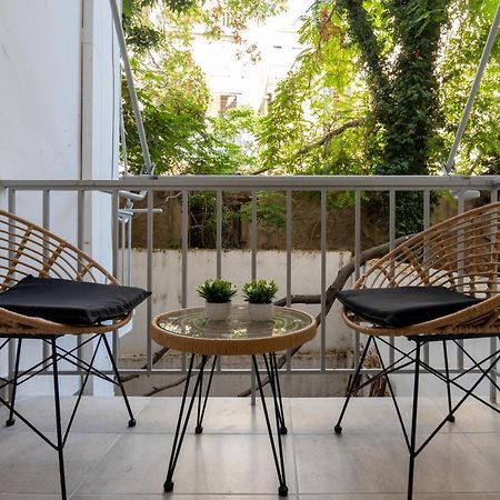 Charming Two Bedrooms Apartment Walk To Acropolis Athens Luaran gambar