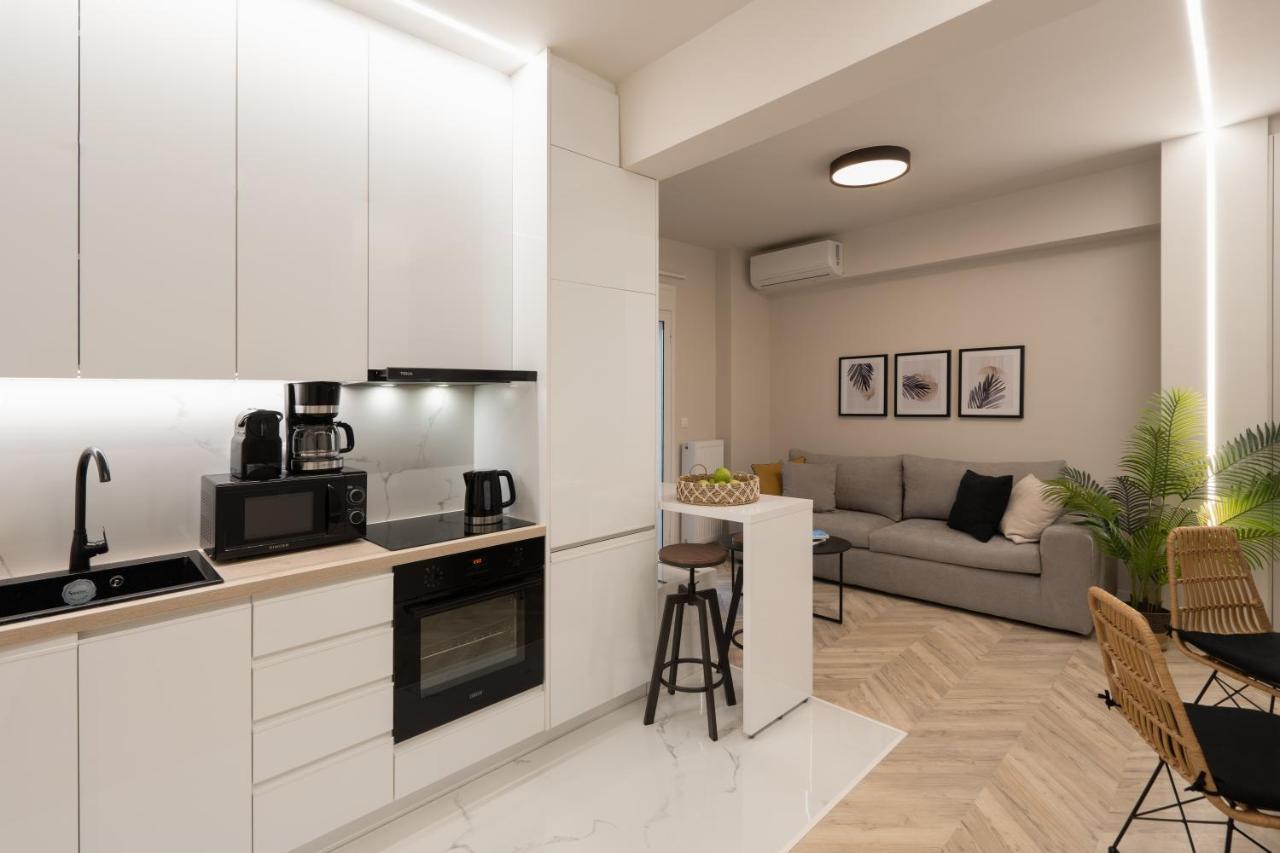 Charming Two Bedrooms Apartment Walk To Acropolis Athens Luaran gambar