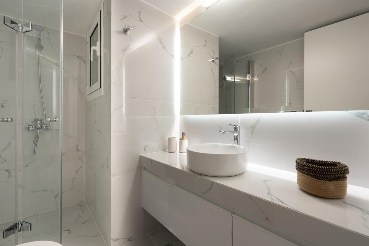 Charming Two Bedrooms Apartment Walk To Acropolis Athens Luaran gambar
