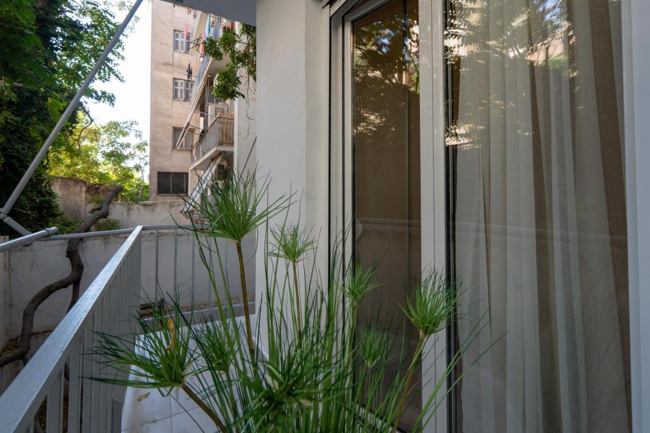Charming Two Bedrooms Apartment Walk To Acropolis Athens Luaran gambar