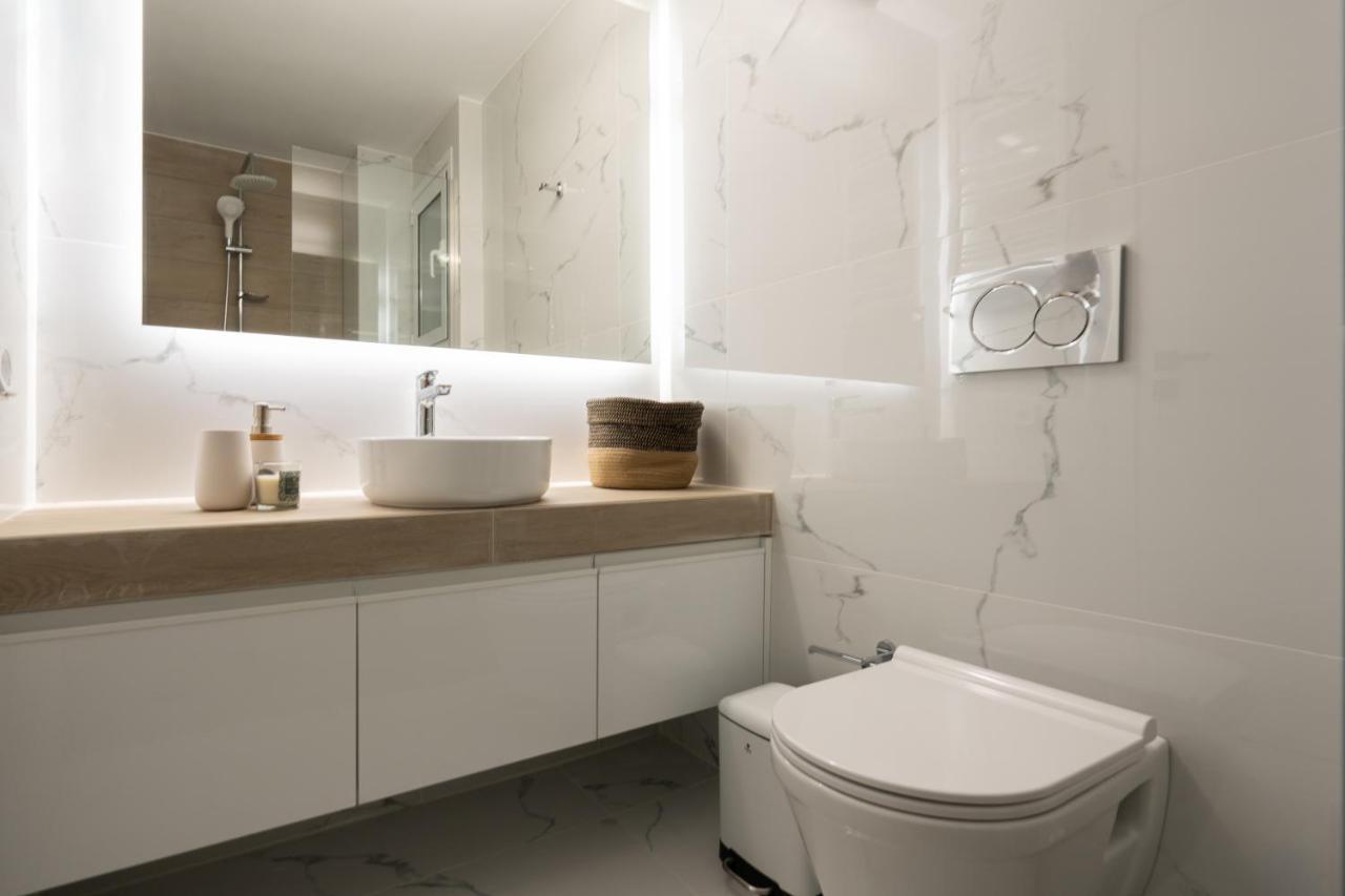 Charming Two Bedrooms Apartment Walk To Acropolis Athens Luaran gambar